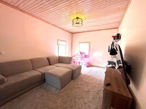 110 Crocker Avenue S, Thief River Falls, MN 56701