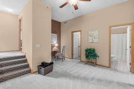 2694 County Road H2, Saint Paul, MN 55112