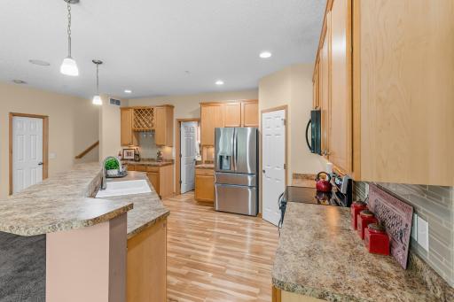 2694 County Road H2, Saint Paul, MN 55112