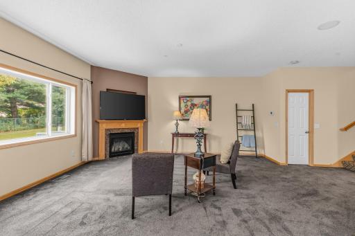2694 County Road H2, Saint Paul, MN 55112