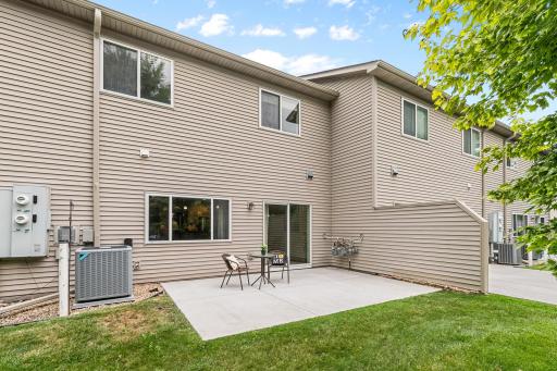 2694 County Road H2, Saint Paul, MN 55112