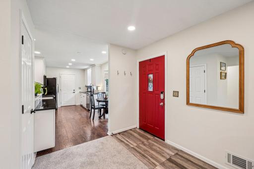 10816 Nord Avenue S, Minneapolis, MN 55437
