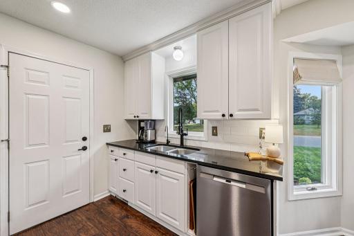 10816 Nord Avenue S, Minneapolis, MN 55437