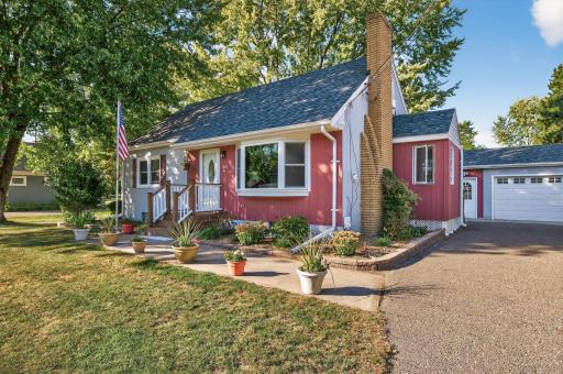 1615 Hammond Road, Saint Paul, MN 55110