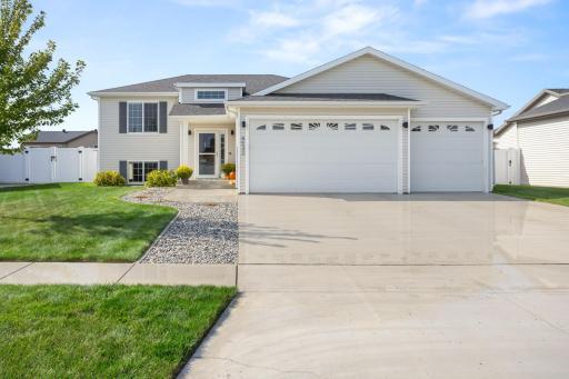 4532 Newport Lane, West Fargo, ND 58078