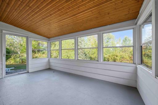 1005 Horseshoe Lake Road, Grand Rapids, MN 55744