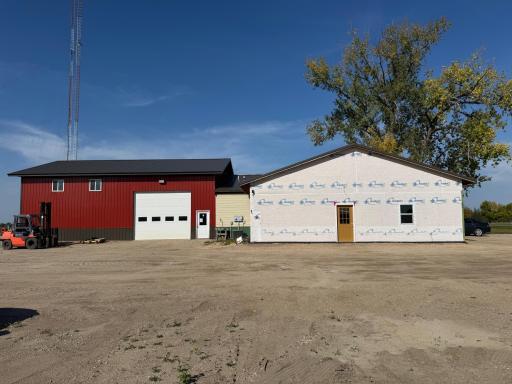 505 5th Avenue NW, Roseau, MN 56751