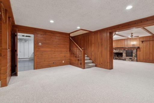 196 Mississippi River Boulevard S, Saint Paul, MN 55105