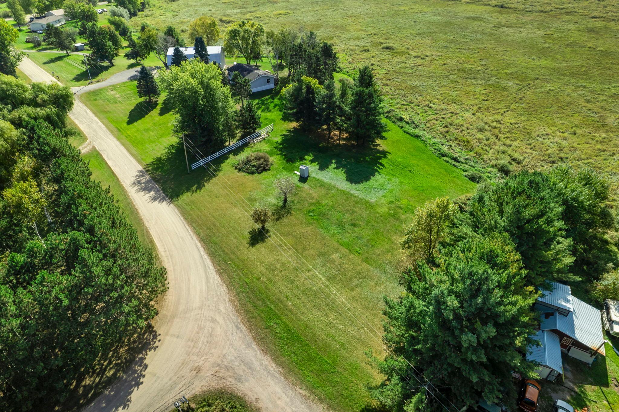 13-web-or-mls-5234 Royal Woods-37.jpg