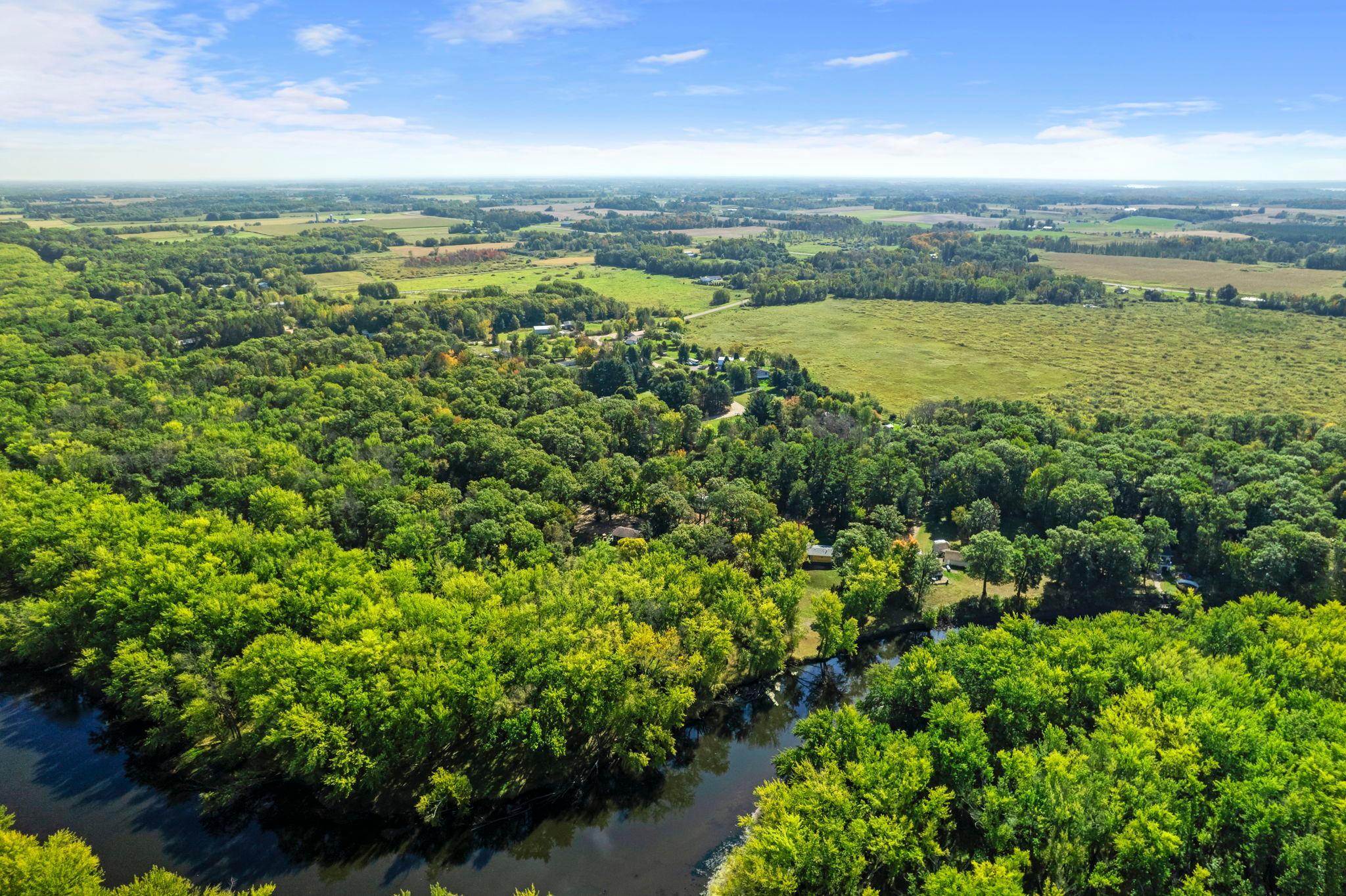 25-web-or-mls-5234 Royal Woods-73.jpg