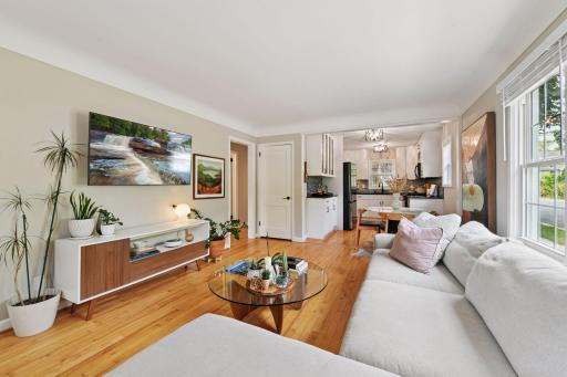 Step inside the inviting living room with its classic coved ceiling.