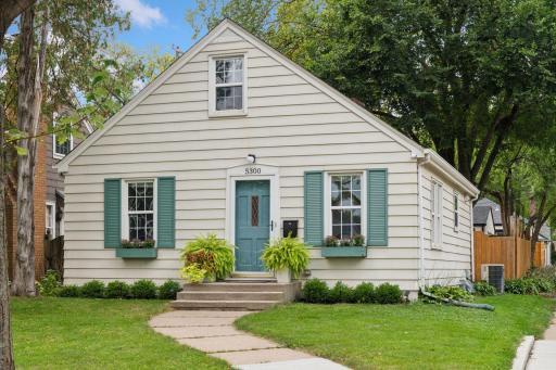 Introducing 5300 Zenith Avenue South, nestled in the Fulton neighborhood of Minneapolis. This meticulously maintained one and a half story home boasts three bedrooms and one bathroom across 1,390 finished square feet of living space.