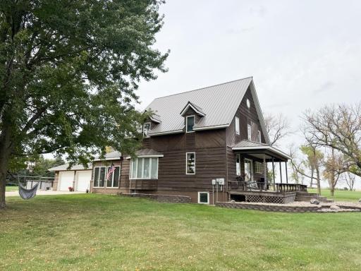 105 N 1st Avenue, Wilmont, MN 56185