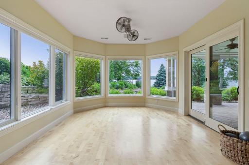 6082 150th Street Southeast - Spacecrafting - 0090.jpg