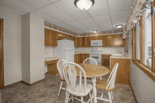 10194 Reardon Avenue SW, Cokato, MN 55321