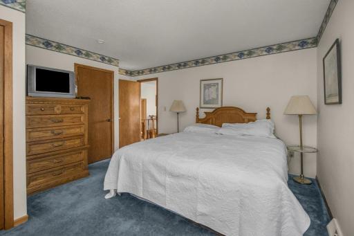 10194 Reardon Avenue SW, Cokato, MN 55321