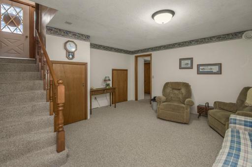 10194 Reardon Avenue SW, Cokato, MN 55321