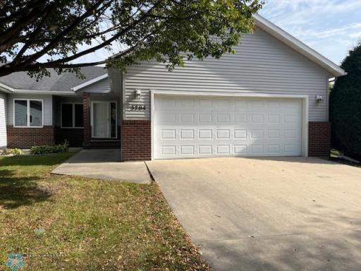 3704 28th Street S, Fargo, ND 58104