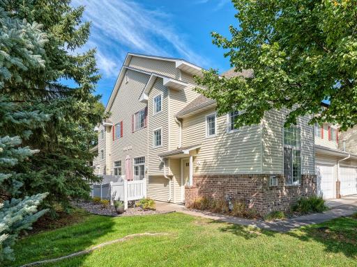 8910 Olive Lane N, Maple Grove, MN 55311