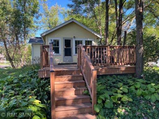253 Peninsula Road, Minneapolis, MN 55441
