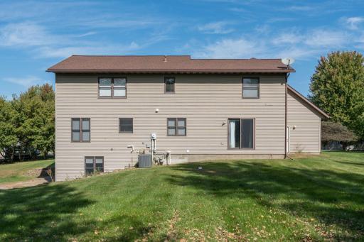 114 Pheasant Drive, Mankato, MN 56001