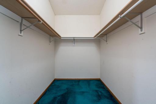 114 Pheasant Drive, Mankato, MN 56001