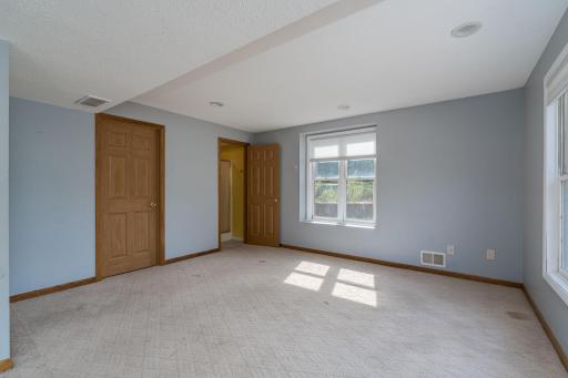 114 Pheasant Drive, Mankato, MN 56001