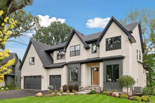 9399 Eagle Ridge Way, Chanhassen, MN 55317