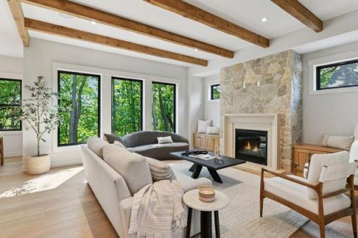 9399 Eagle Ridge Way, Chanhassen, MN 55317