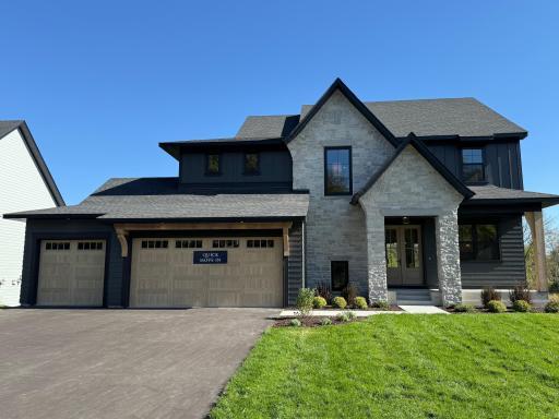 9511 Eagle Ridge Road, Chanhassen, MN 55317