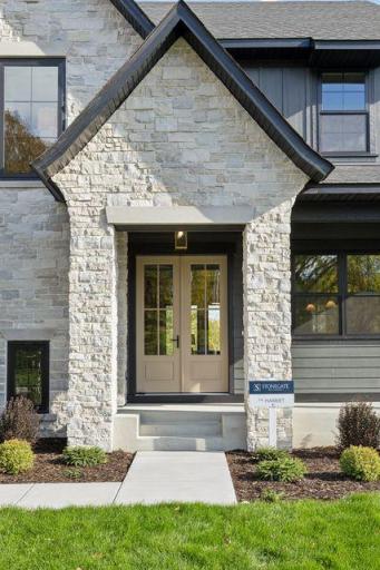 9511 Eagle Ridge Road, Chanhassen, MN 55317