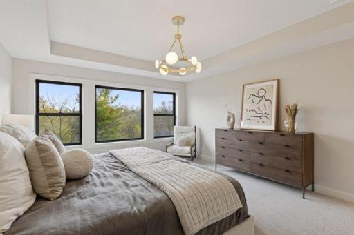 9511 Eagle Ridge Road, Chanhassen, MN 55317