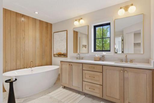 9511 Eagle Ridge Road, Chanhassen, MN 55317