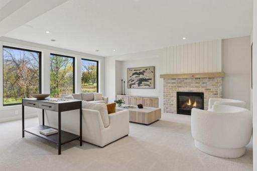 9511 Eagle Ridge Road, Chanhassen, MN 55317