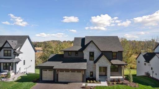 9511 Eagle Ridge Road, Chanhassen, MN 55317