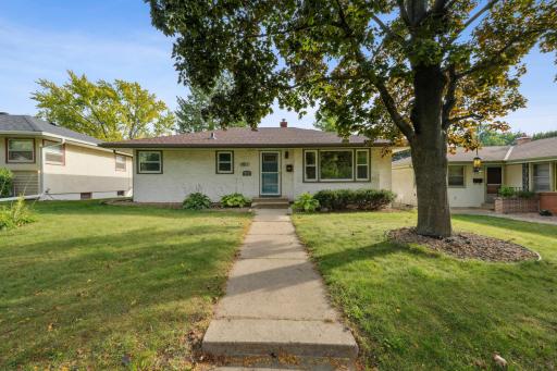 2176 6th Street E, Saint Paul, MN 55119