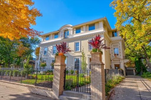Photo for 421 Summit Avenue, #3, Saint Paul, MN 55102 - listing #6797662 Click on the Virtual Tour to see the Live Video of this home!