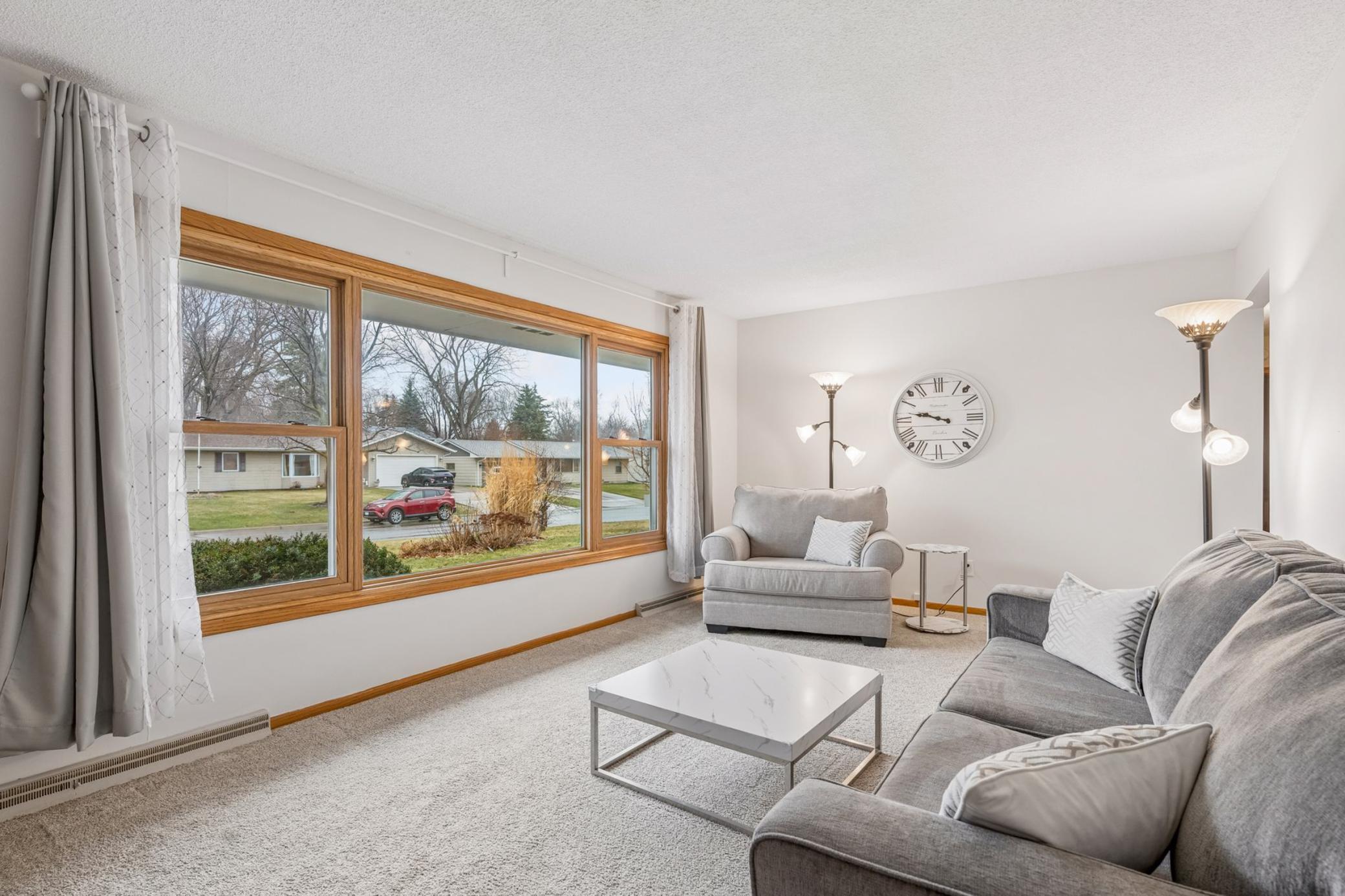 2403 Inca Lane, Saint Paul, MN 55112