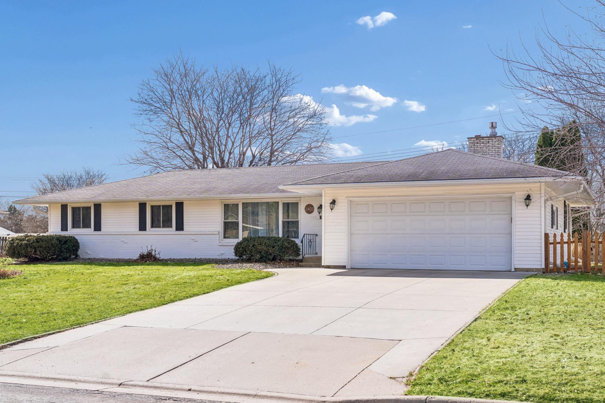 Welcome to 2403 Inca Lane in New Brighton.