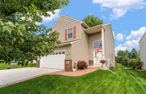 8457 Savanna Oaks Lane, Saint Paul, MN 55125