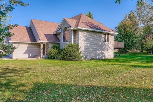 Photo for 38125 Fieldstone Drive, North Branch, MN 55056 - listing #6797840 38125 Fieldstone Dr - Web Quality - 002 - 02 Exterior Front.jpg