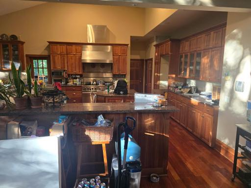 8748 Walton Oaks Drive, Bloomington, MN 55438