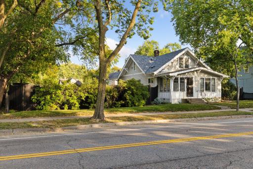 3233 Cedar Avenue S, Minneapolis, MN 55407