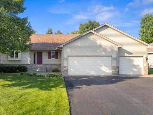 13316 179 12 Ave NW Elk River MN 55330 USA-001-016-001-MLS_Size.jpg
