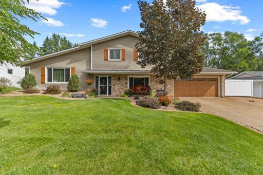 8355 Foothill Road S, Cottage Grove, MN 55016