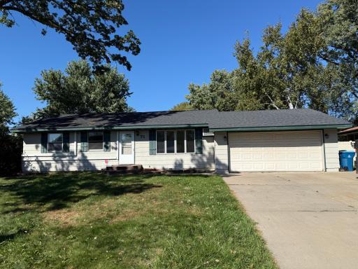 71 66th Way NE, Minneapolis, MN 55432