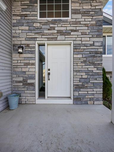 12-web-or-mls-331 Bavaria Ln (49 of 185).jpg