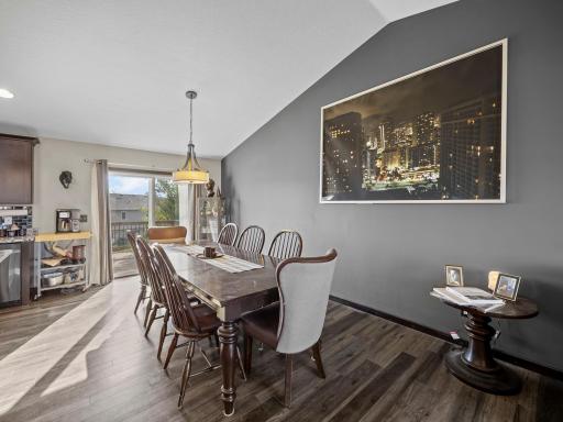 17-web-or-mls-331 Bavaria Ln (120 of 185).jpg