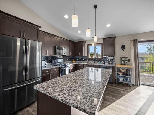 20-web-or-mls-331 Bavaria Ln (145 of 185).jpg