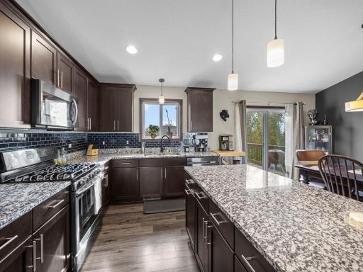 21-web-or-mls-331 Bavaria Ln (149 of 185).jpg